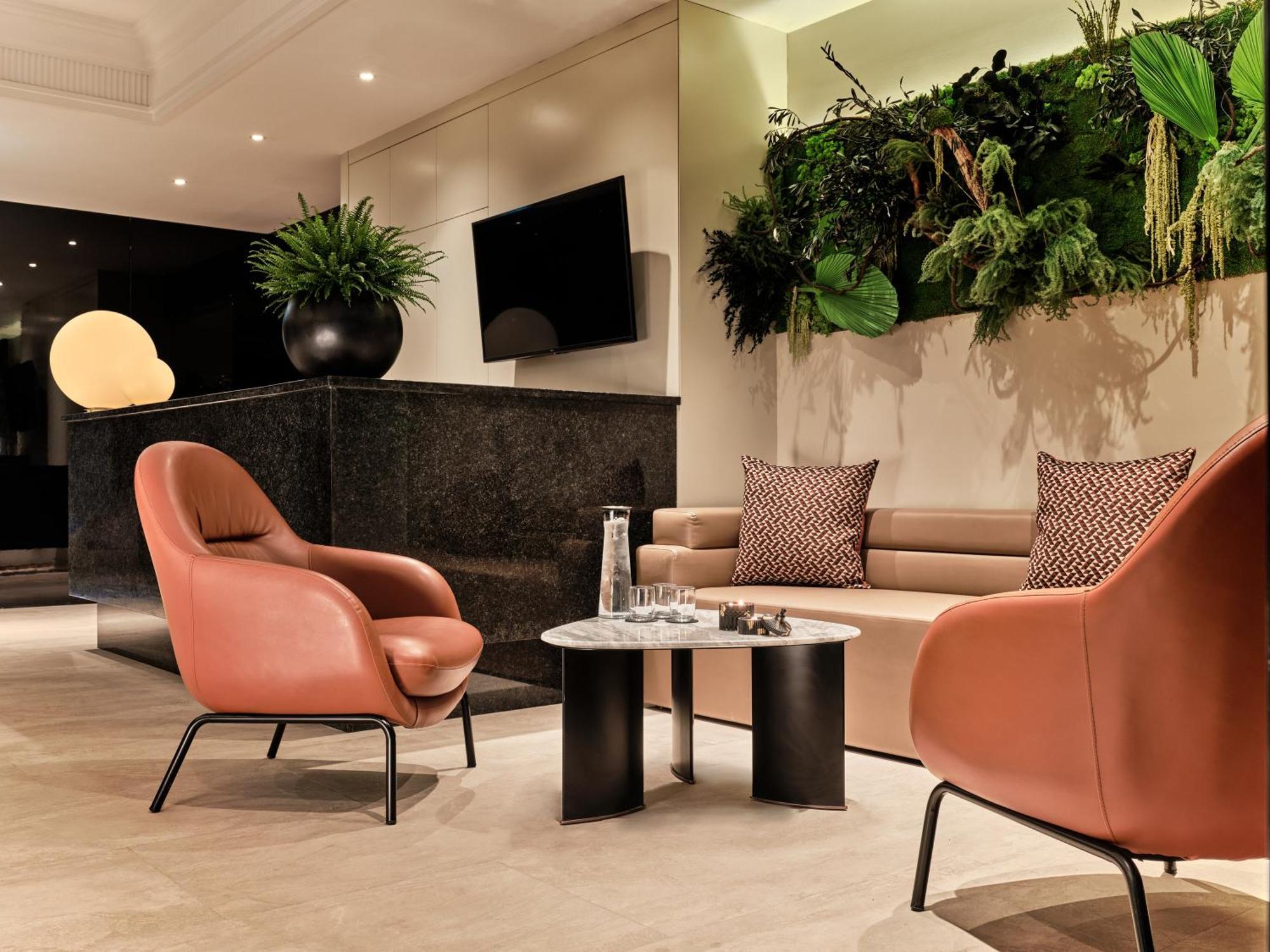 Crowne Plaza Tashkent By Ihg Hotel Екстериор снимка