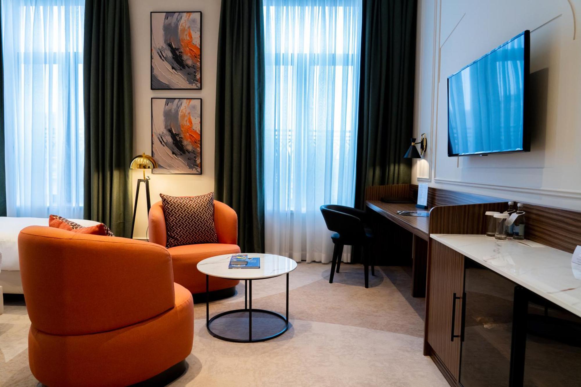 Crowne Plaza Tashkent By Ihg Hotel Екстериор снимка