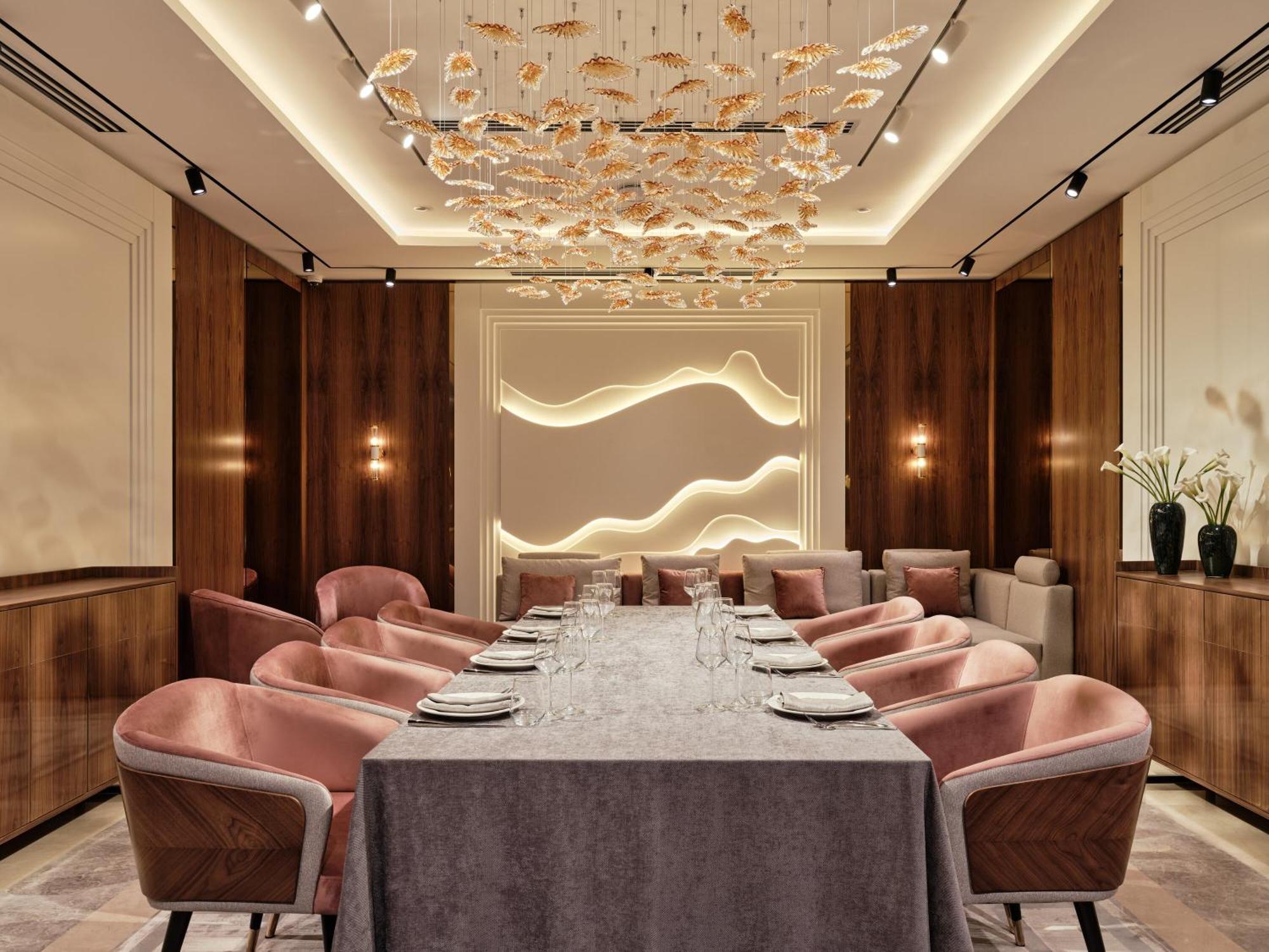 Crowne Plaza Tashkent By Ihg Hotel Екстериор снимка
